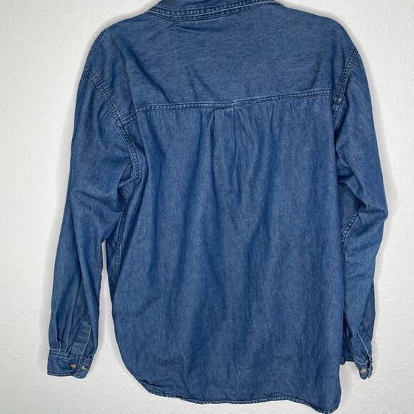 Vintage Embroidered Denim Shirt with Cat Design size medium - Picture 5 of 5